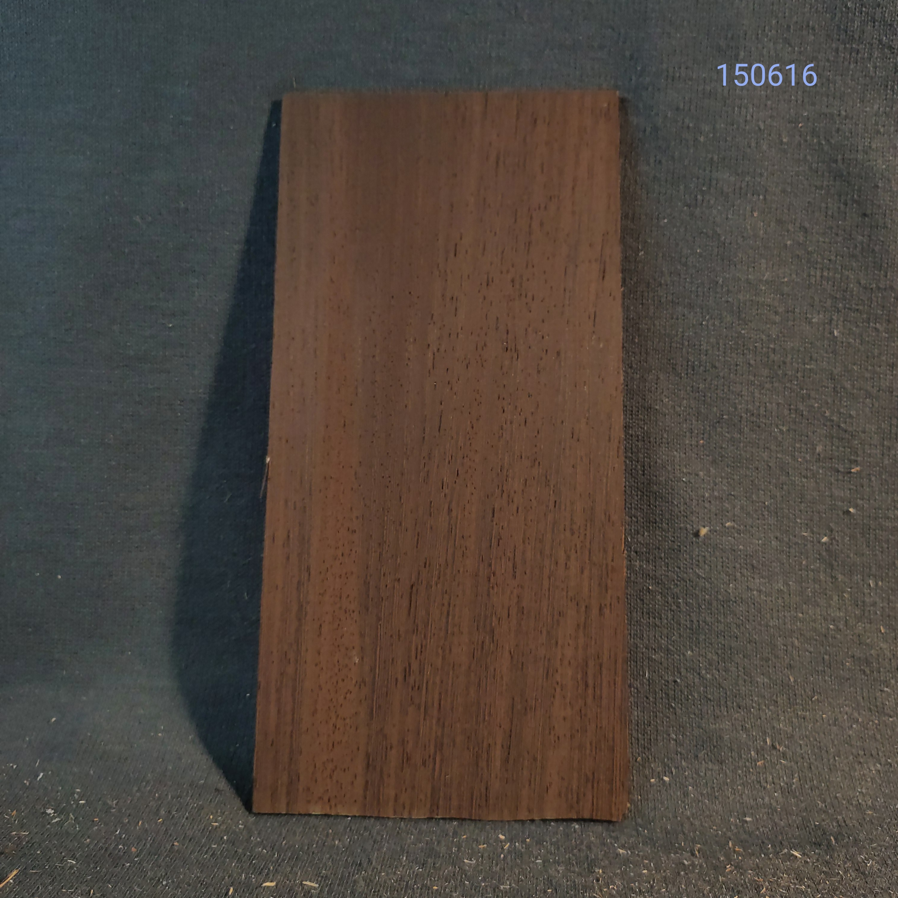 Wenge fejborítás (Millettia laurentii) Nr. 150616