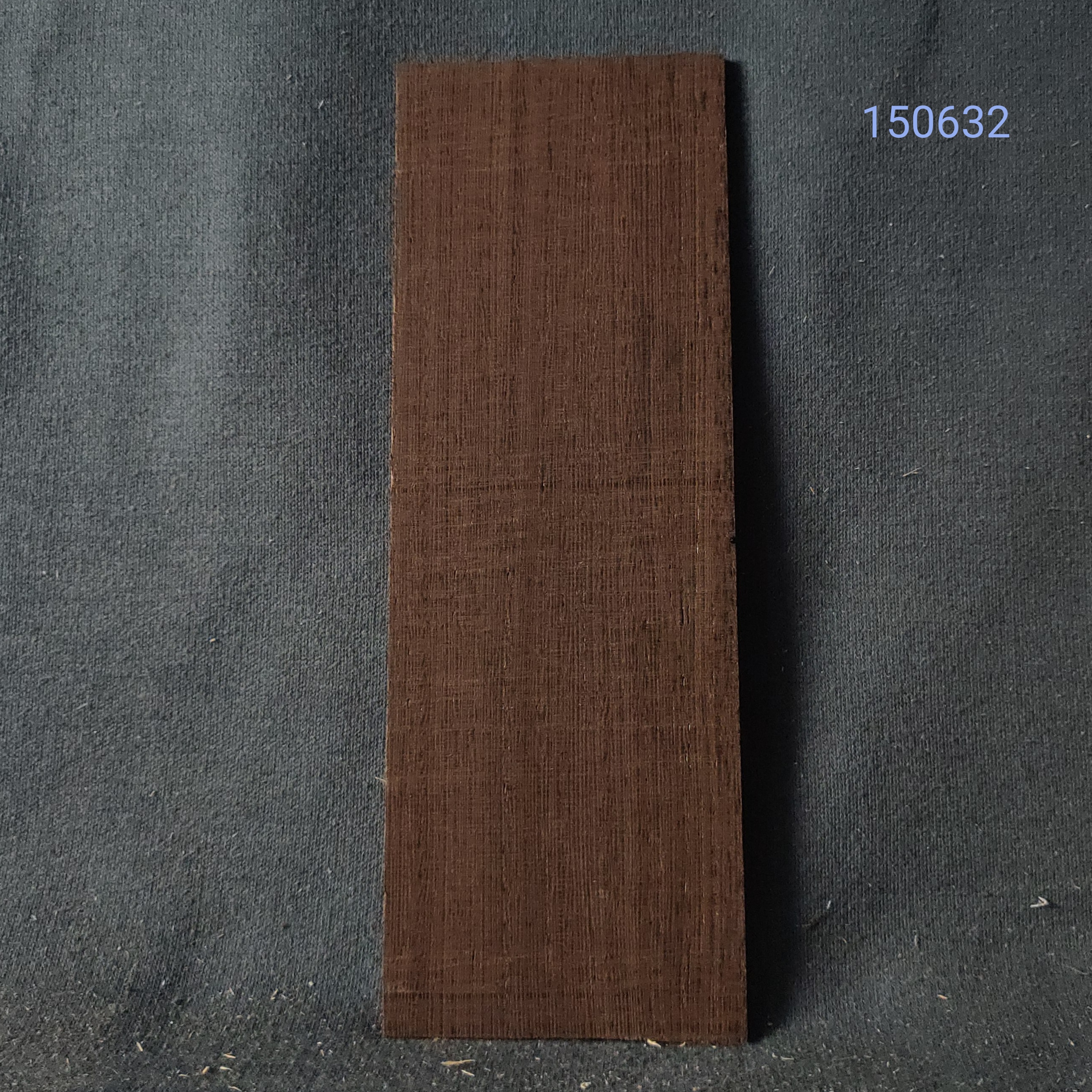 Wenge fejborítás (Millettia laurentii) Nr. 150632