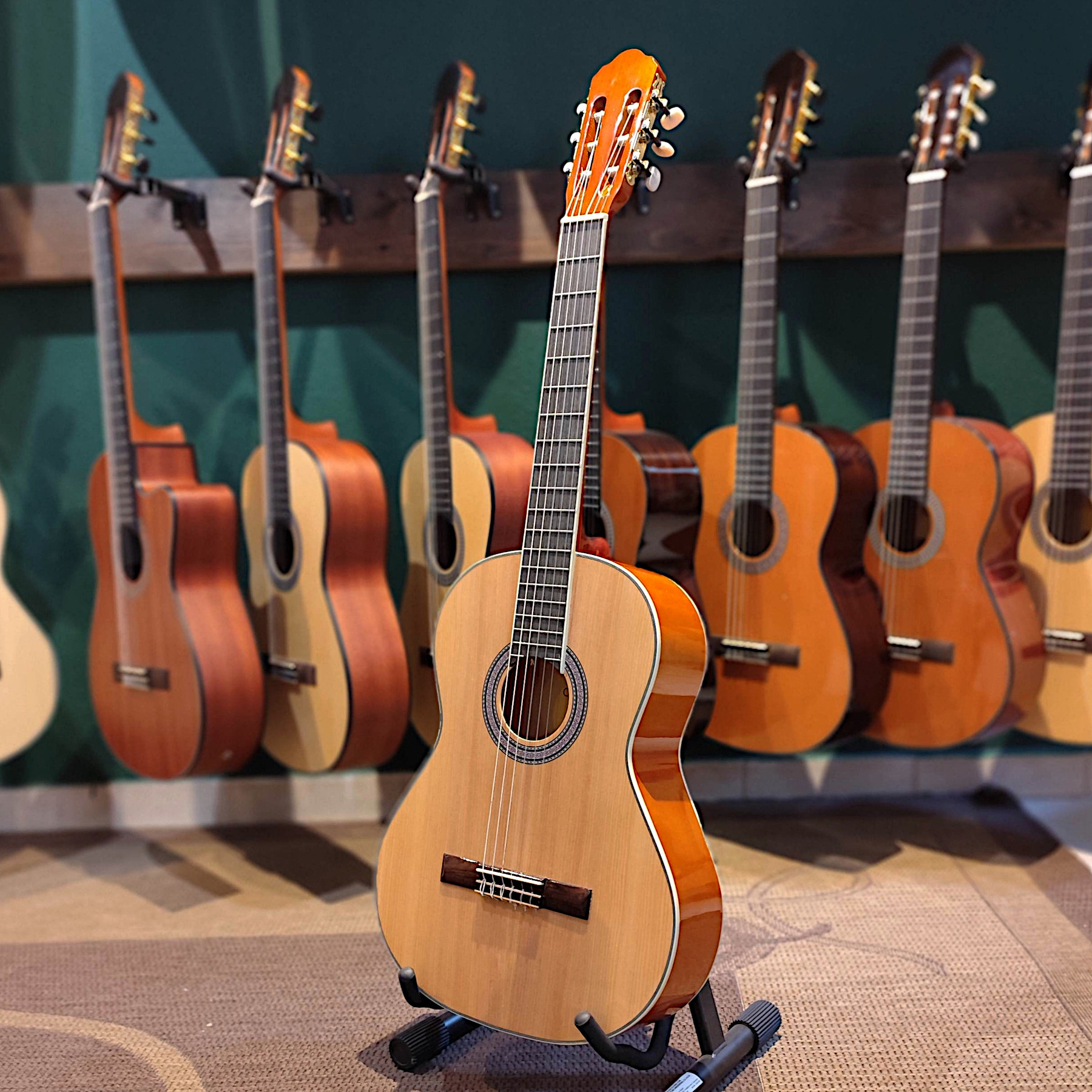 Cara Bogner Mod. 150 4/4 klasszikus gitár